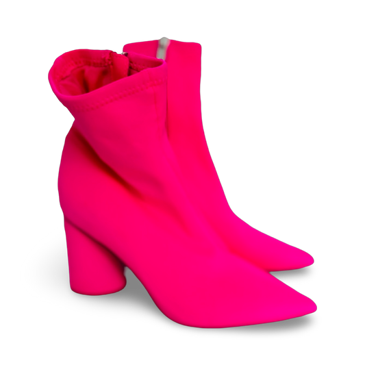 Hot Pink Steve Madden Women's Vallor Heeled Ankle Boot/Bootie, US Size 9.5